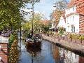 22 Papenburg 3 * A canal in Papenburg * 800 x 600 * (277KB)